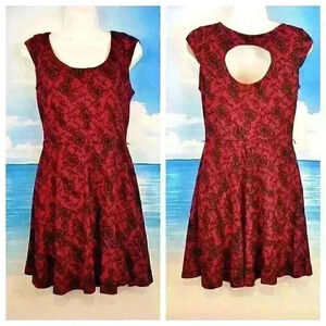 CANDIES Womans RED with BLACK LACE Print FITTED Dress Lightweight STRETCH - Med